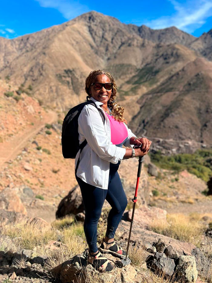 Hafida Tawadatrekking en direction du Massif du Toubkal Maroc